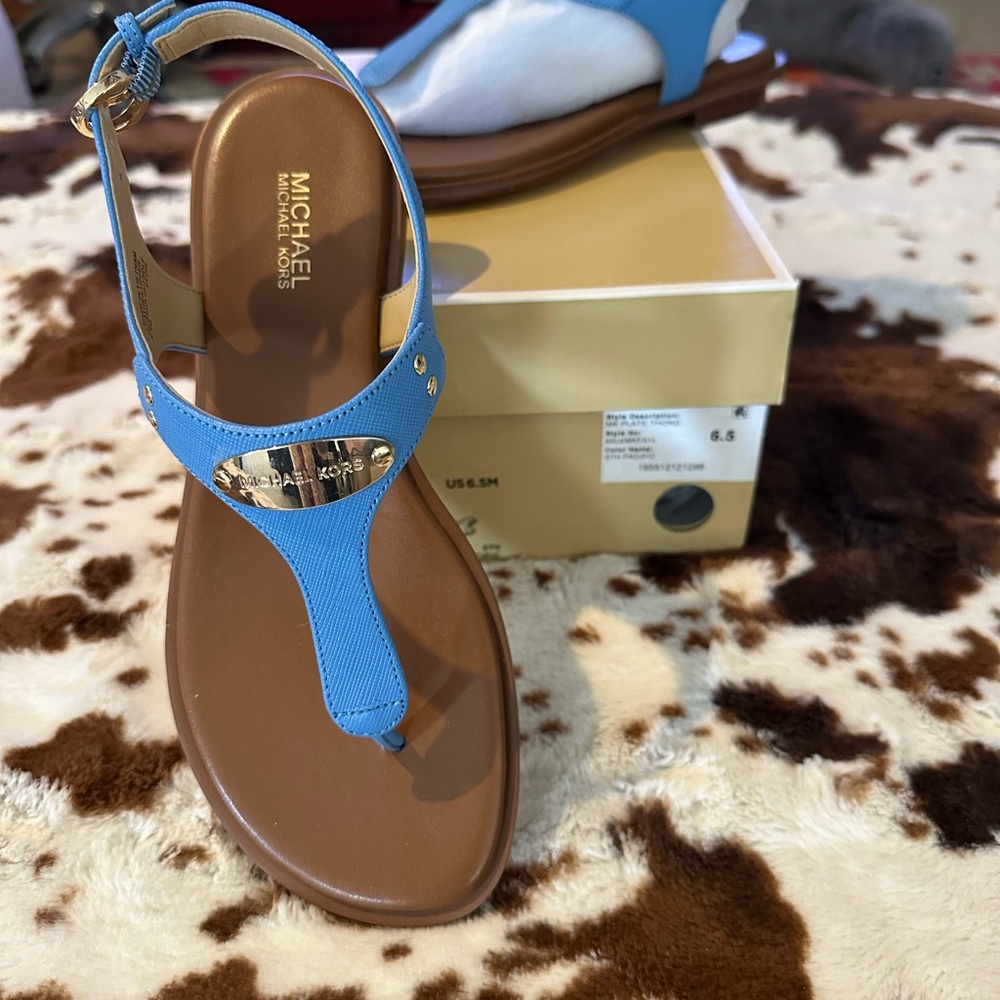 MICHAEL Michael Kors Blue Leather T-Strap Sandals with Gold Plaque
